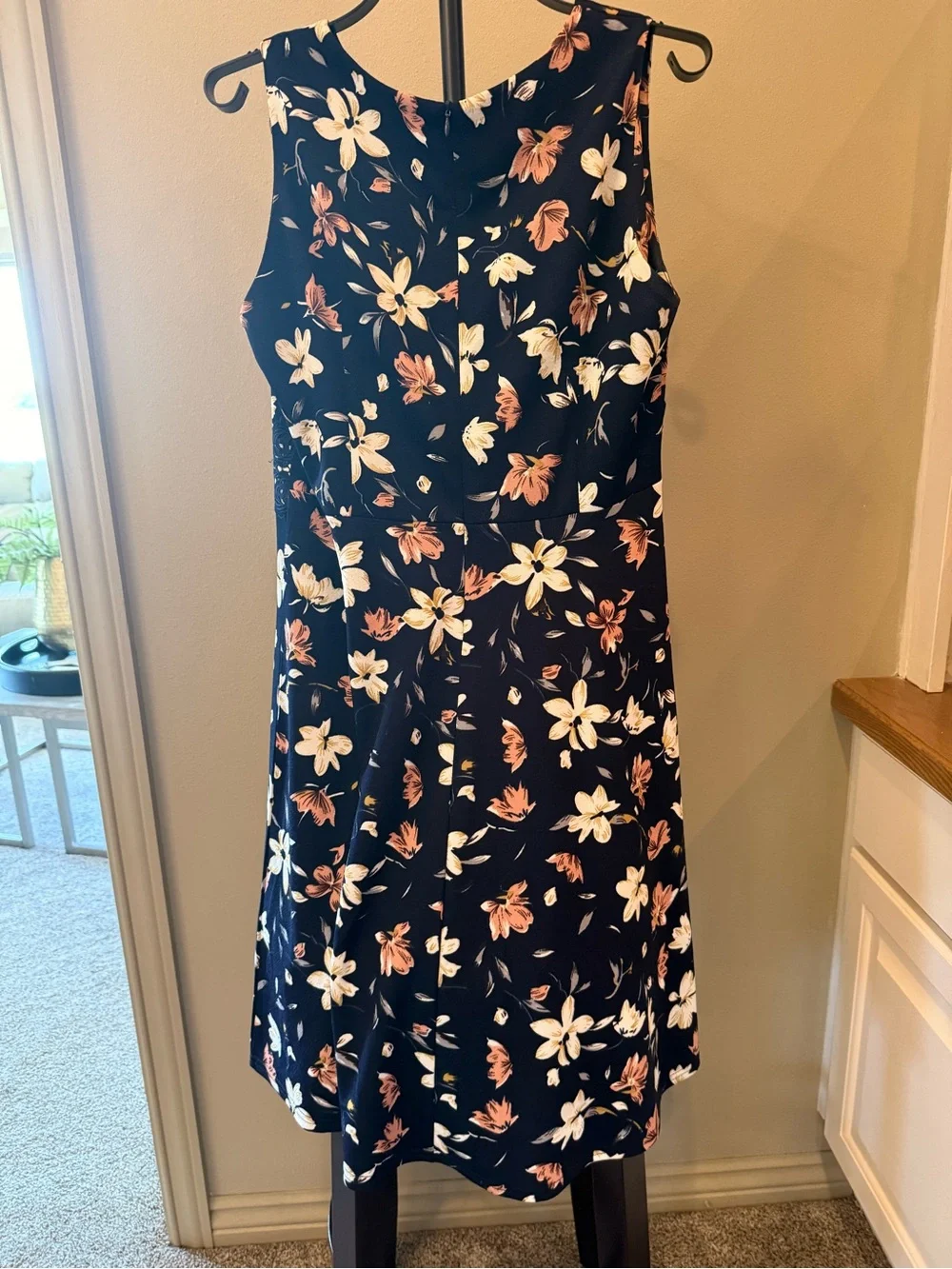 Navy Sleeveless Floral Midi Dress with Lace Waist - Picture 5 of 11